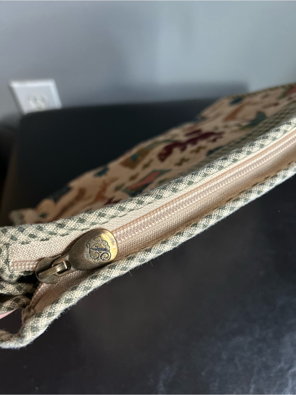 MAGGIB Vintage Woodlands Print Textile Cosmetic Bag with Lined Interior - Picture 8 of 15